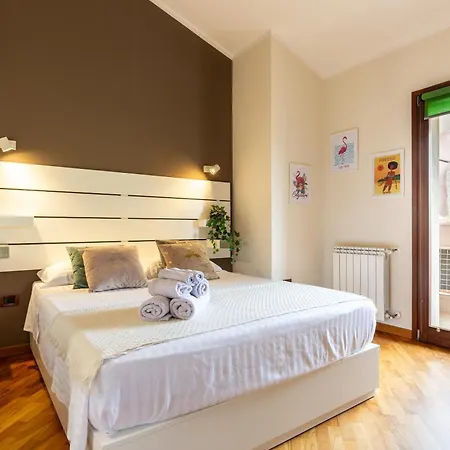 Flamingo Poetto 3*