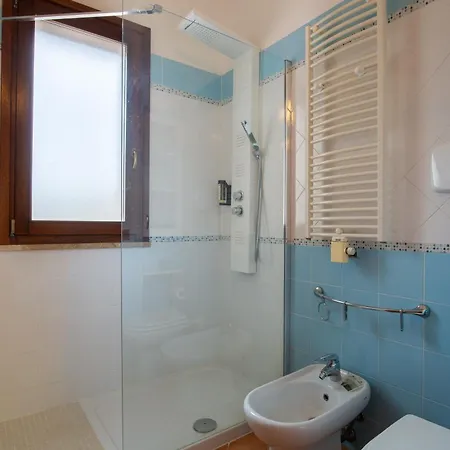 Flamingo Poetto 3*